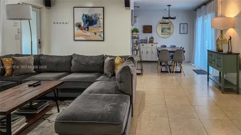 4420 NE 15th Avenue Oakland Park FL 33334