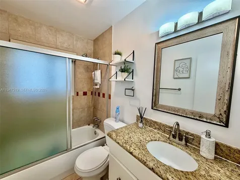 4420 NE 15th Avenue Oakland Park FL 33334