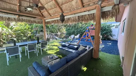 4420 NE 15th Avenue Oakland Park FL 33334