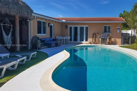 4420 NE 15th Avenue Oakland Park FL 33334