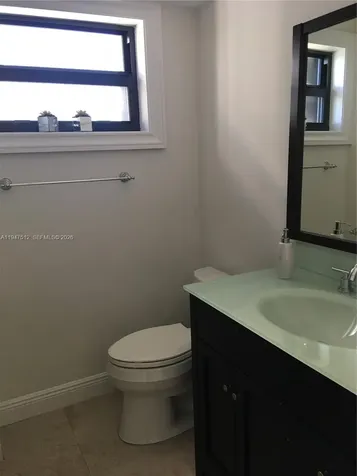 2625 Collins Avenue Miami Beach FL 33140