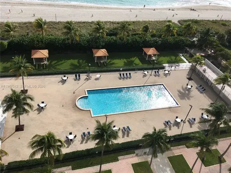 2625 Collins Avenue Miami Beach FL 33140