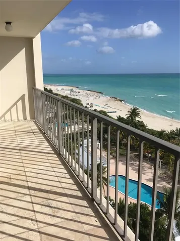 2625 Collins Avenue Miami Beach FL 33140