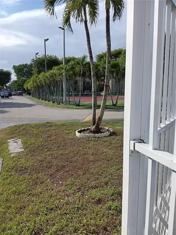 271 W Park Drive Miami FL 33172