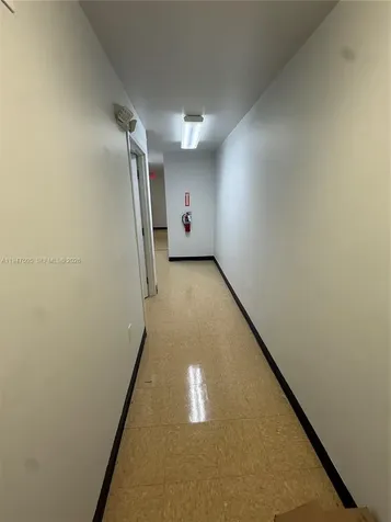 262 Miracle Mile Coral Gables FL 33134
