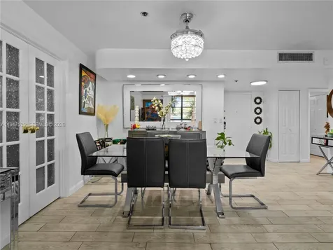 671 NE 195th Street Miami FL 33179