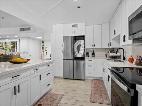 671 NE 195th Street Miami FL 33179