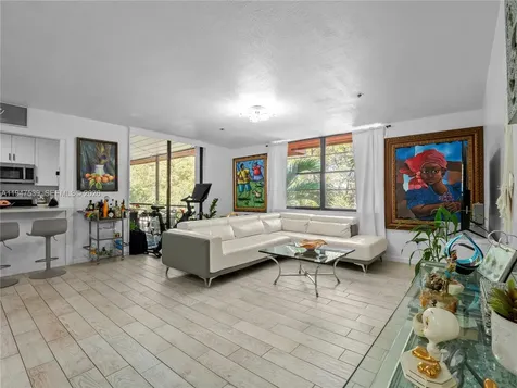 671 NE 195th Street Miami FL 33179