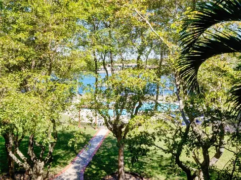 671 NE 195th Street Miami FL 33179