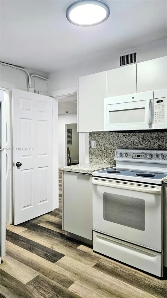 1628 NW 11th Street Fort Lauderdale FL 33311