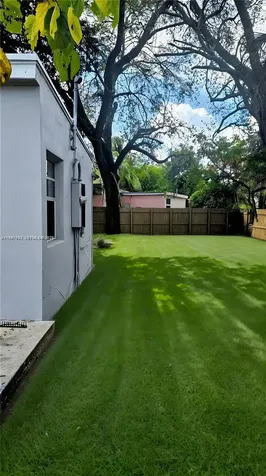 1628 NW 11th Street Fort Lauderdale FL 33311