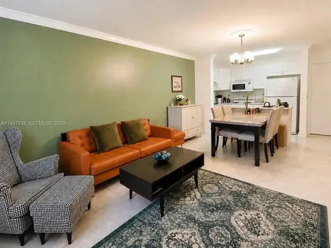 1520 Mckinley Street Hollywood FL 33020