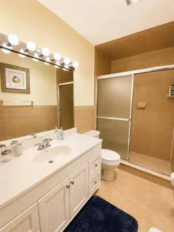 1520 Mckinley Street Hollywood FL 33020