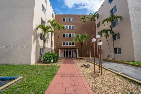 6960 Miami Gardens Drive Hialeah FL 33015