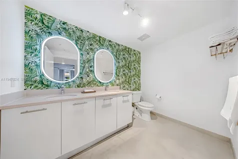 3250 NE 1st Avenue Miami FL 33137