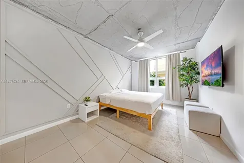 3250 NE 1st Avenue Miami FL 33137