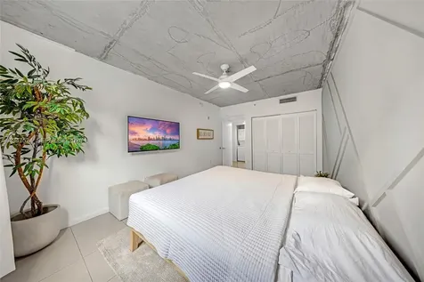 3250 NE 1st Avenue Miami FL 33137
