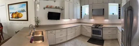 918 NE 17th Way Fort Lauderdale FL 33304