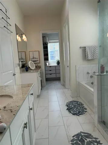 918 NE 17th Way Fort Lauderdale FL 33304