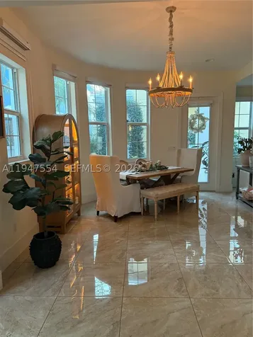 918 NE 17th Way Fort Lauderdale FL 33304