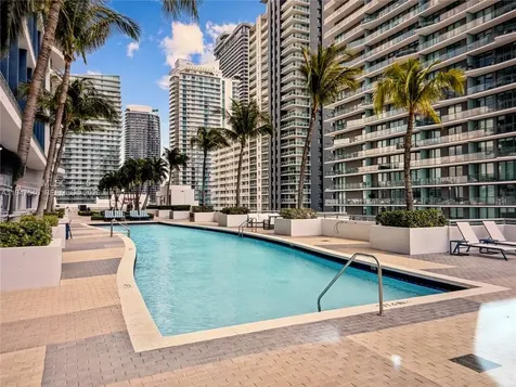60 SW 13th Street Miami FL 33130