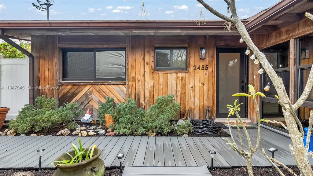 2455 Flamingo Lane Fort Lauderdale FL 33312