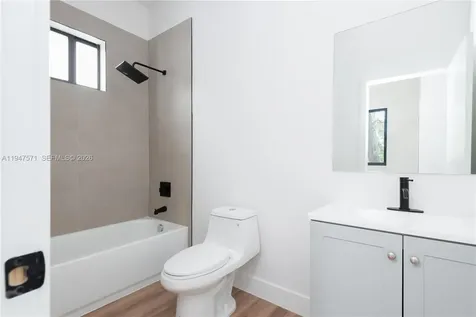 4517 NW 3rd Street Miami FL 33126