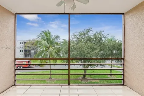 117 Royal Park Drive Oakland Park FL 33309