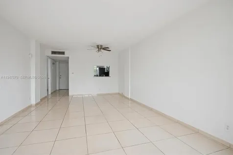 117 Royal Park Drive Oakland Park FL 33309