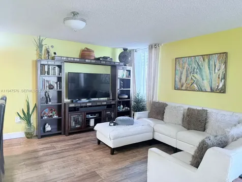 800 N Miami Avenue Miami FL 33136