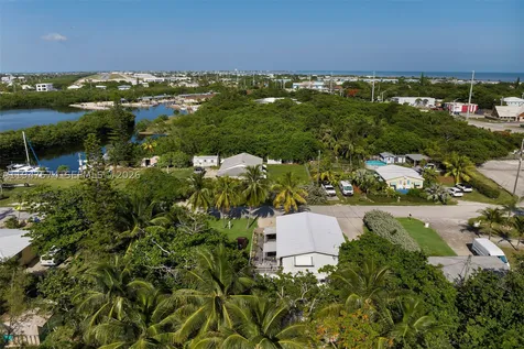 329 63rd Court Gulf Marathon FL 33050