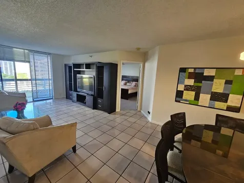 3530 Mystic Pointe Drive Aventura FL 33180