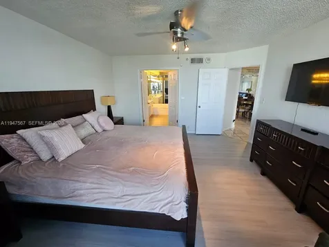 3530 Mystic Pointe Drive Aventura FL 33180
