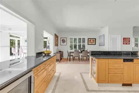 5794 SW 76th Terrace South Miami FL 33143