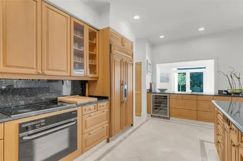 5794 SW 76th Terrace South Miami FL 33143