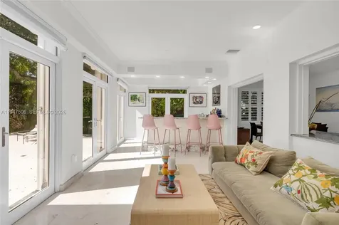 5794 SW 76th Terrace South Miami FL 33143