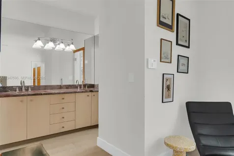 5794 SW 76th Terrace South Miami FL 33143