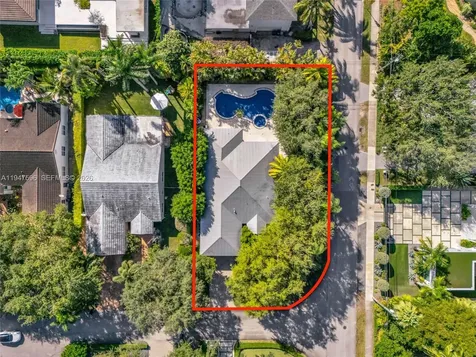 5794 SW 76th Terrace South Miami FL 33143