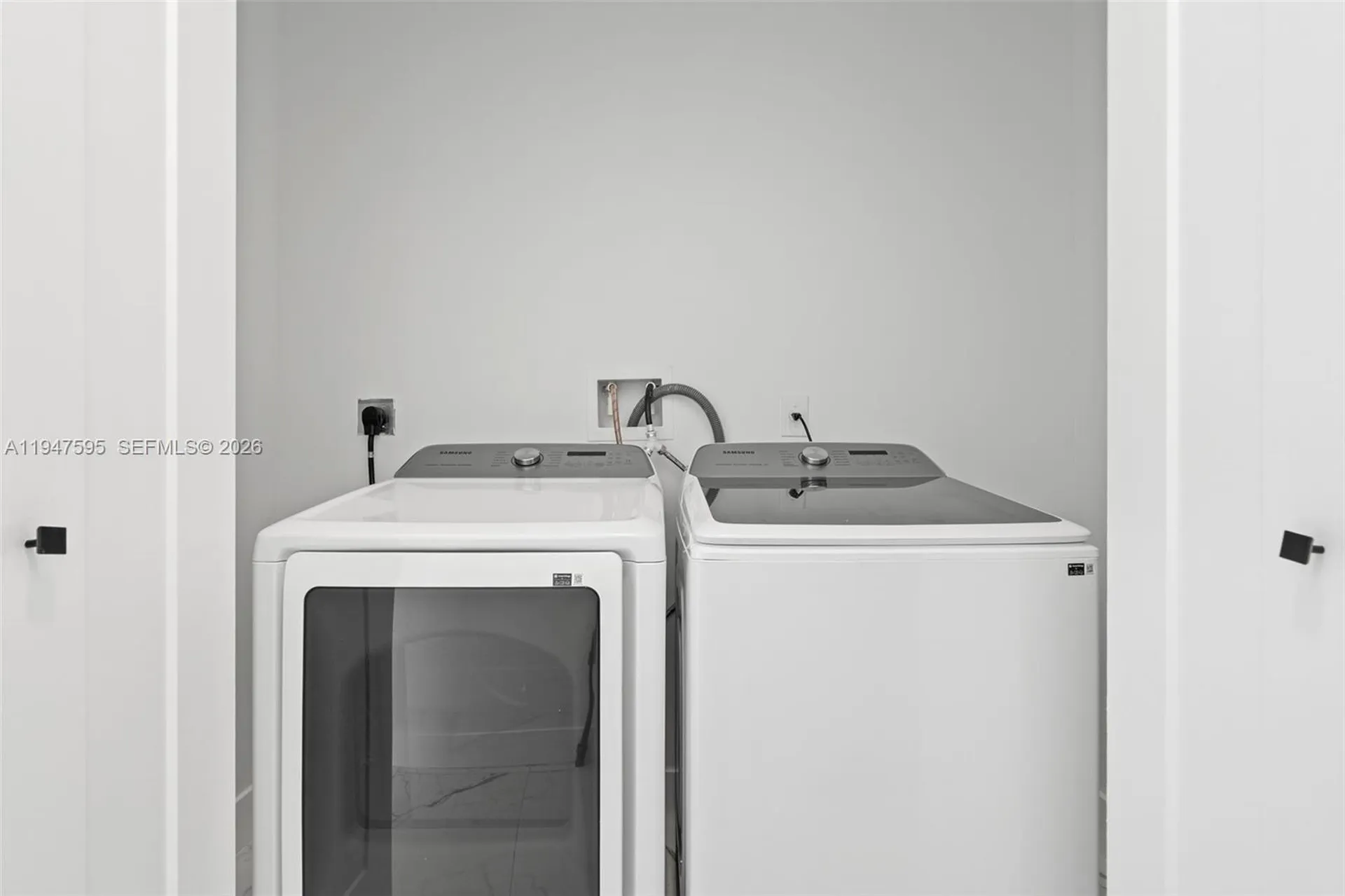 2861 NW 8th Court Fort Lauderdale FL 33311