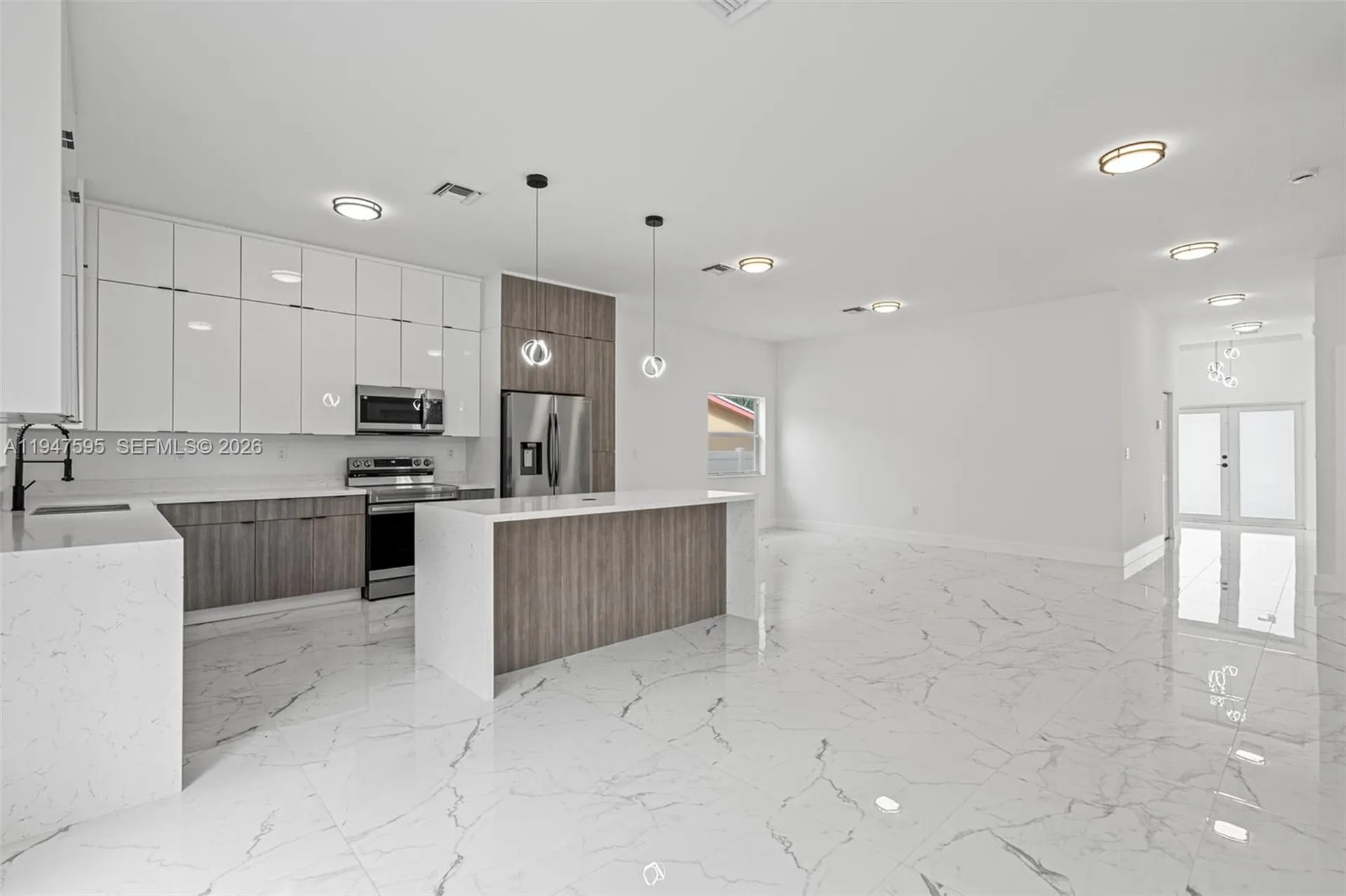 2861 NW 8th Court Fort Lauderdale FL 33311