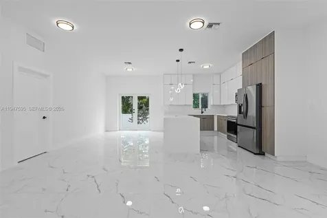 2861 NW 8th Court Fort Lauderdale FL 33311