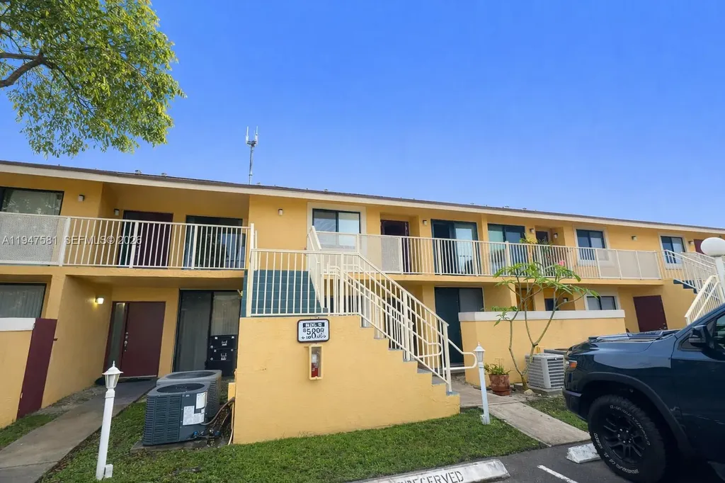 500 NW 214th Street Miami Gardens FL 33169
