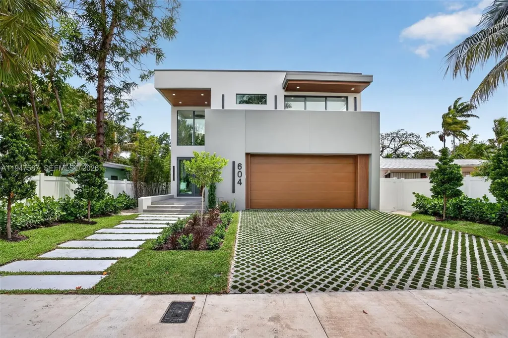604 SW 7th Street Fort Lauderdale FL 33315