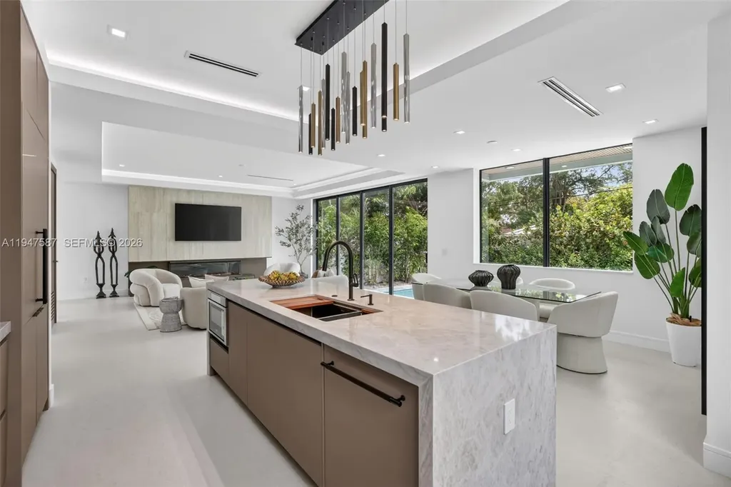 604 SW 7th Street Fort Lauderdale FL 33315