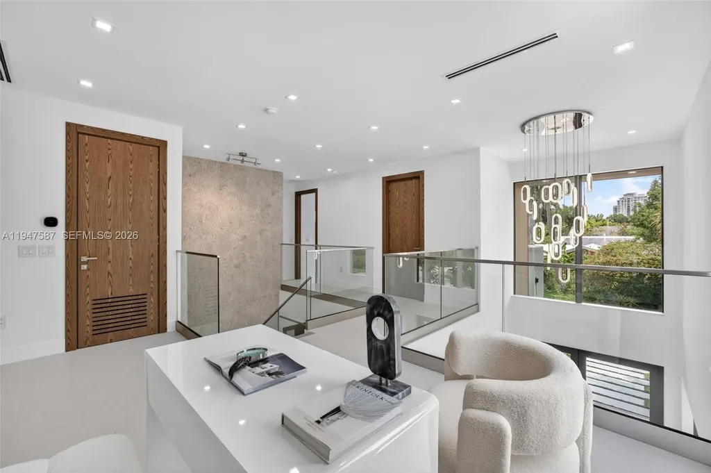 604 SW 7th Street Fort Lauderdale FL 33315