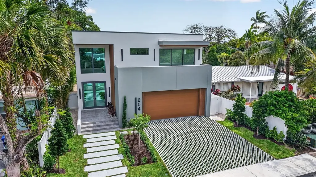 604 SW 7th Street Fort Lauderdale FL 33315