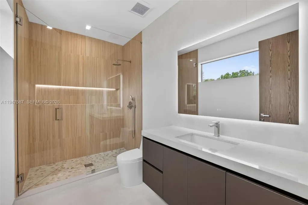 604 SW 7th Street Fort Lauderdale FL 33315