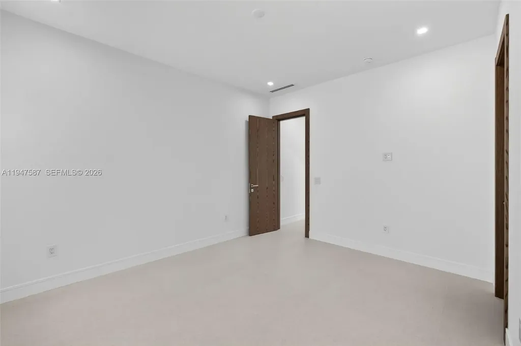 604 SW 7th Street Fort Lauderdale FL 33315