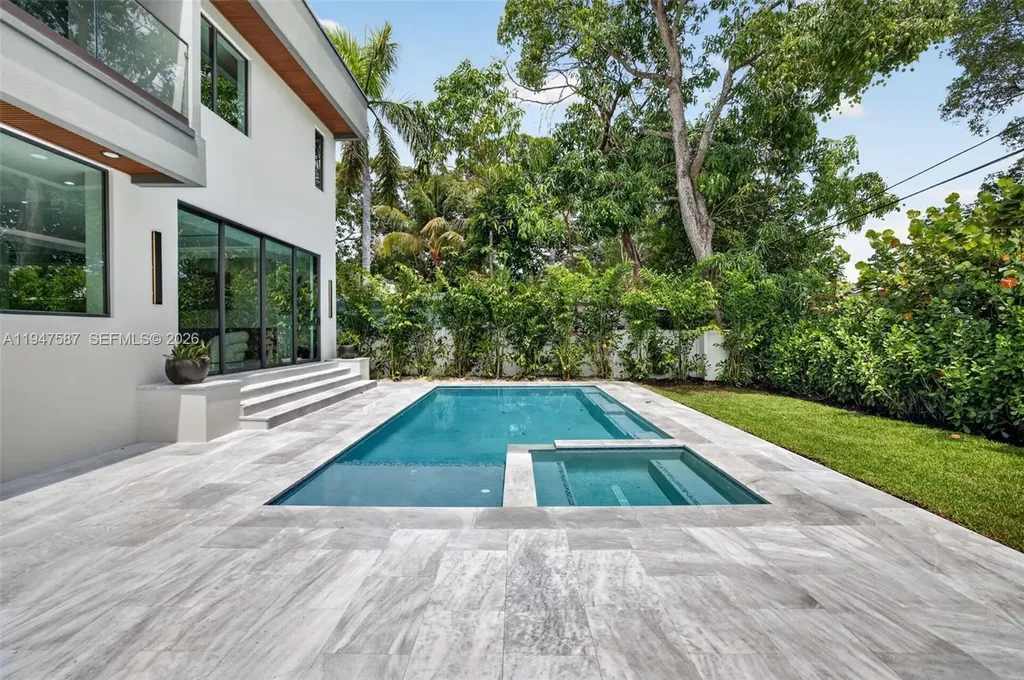 604 SW 7th Street Fort Lauderdale FL 33315