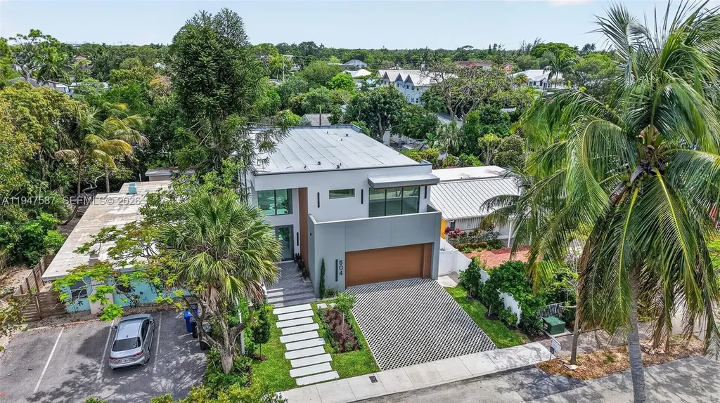 604 SW 7th Street Fort Lauderdale FL 33315